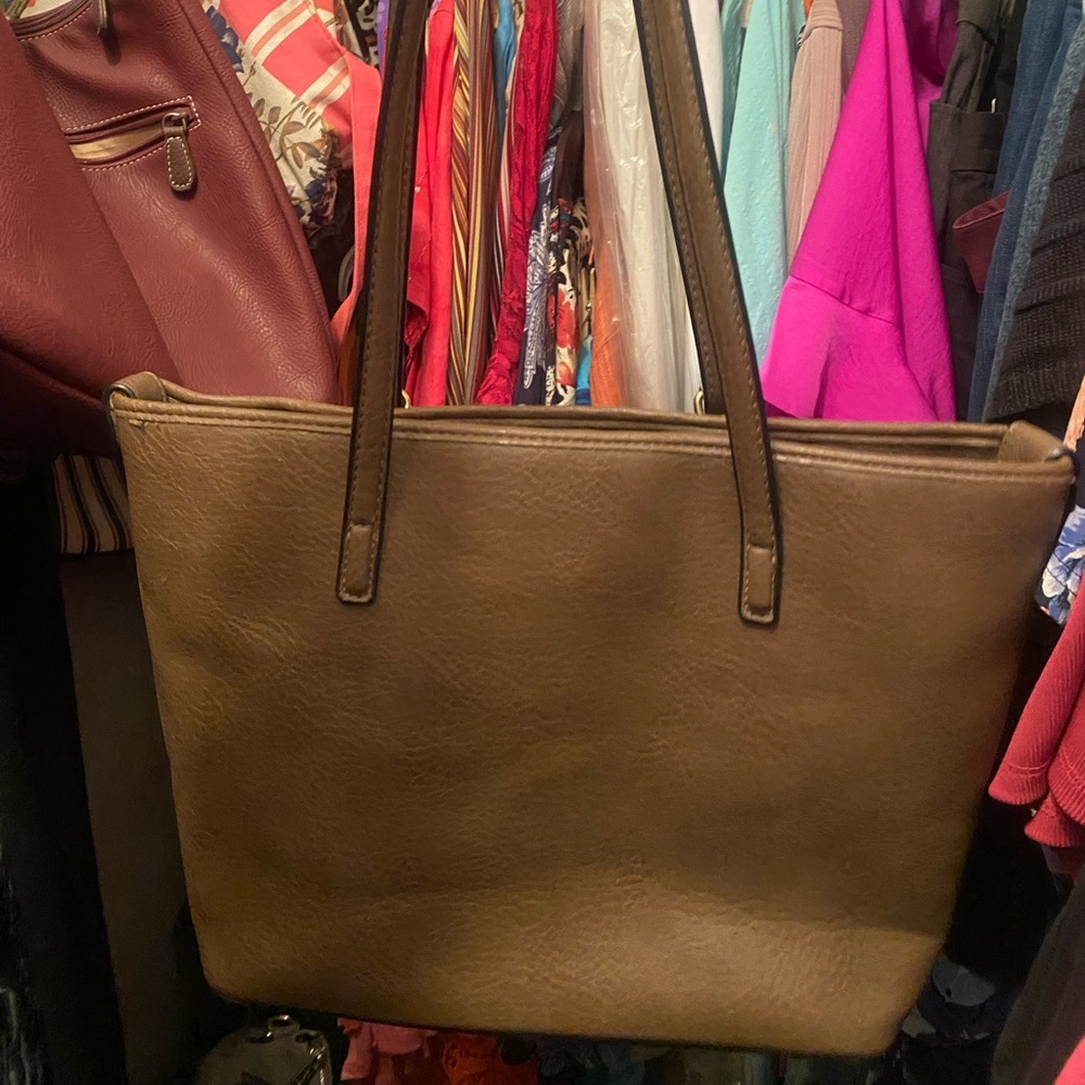 bueno tote